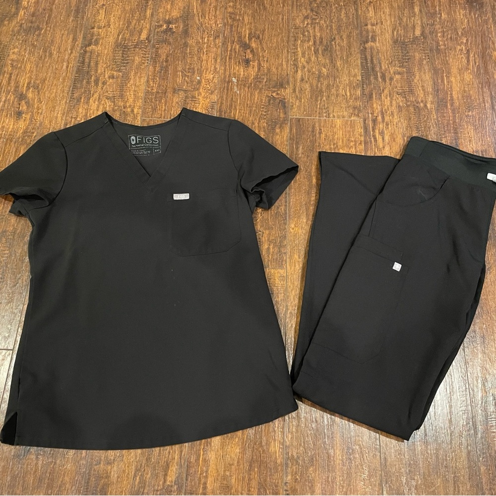 Xxs black figs scrub set